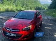 Opel Astra 2012