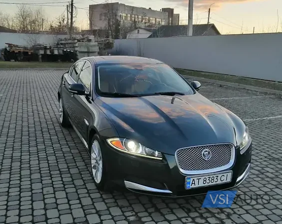 Jaguar XF 2012